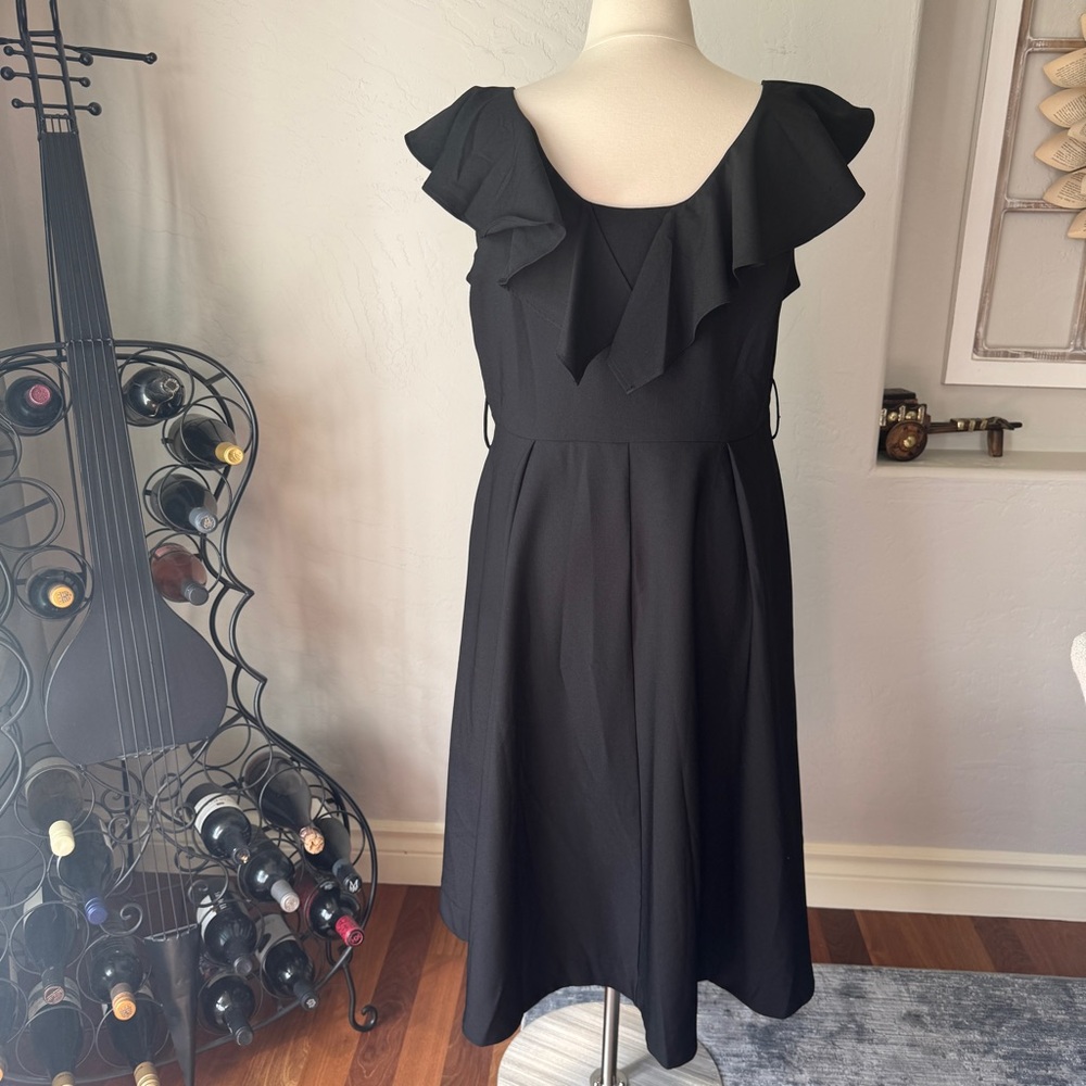 City Chic Dress Womens‎ Black Fit and Flare Midi Dress Size L/20